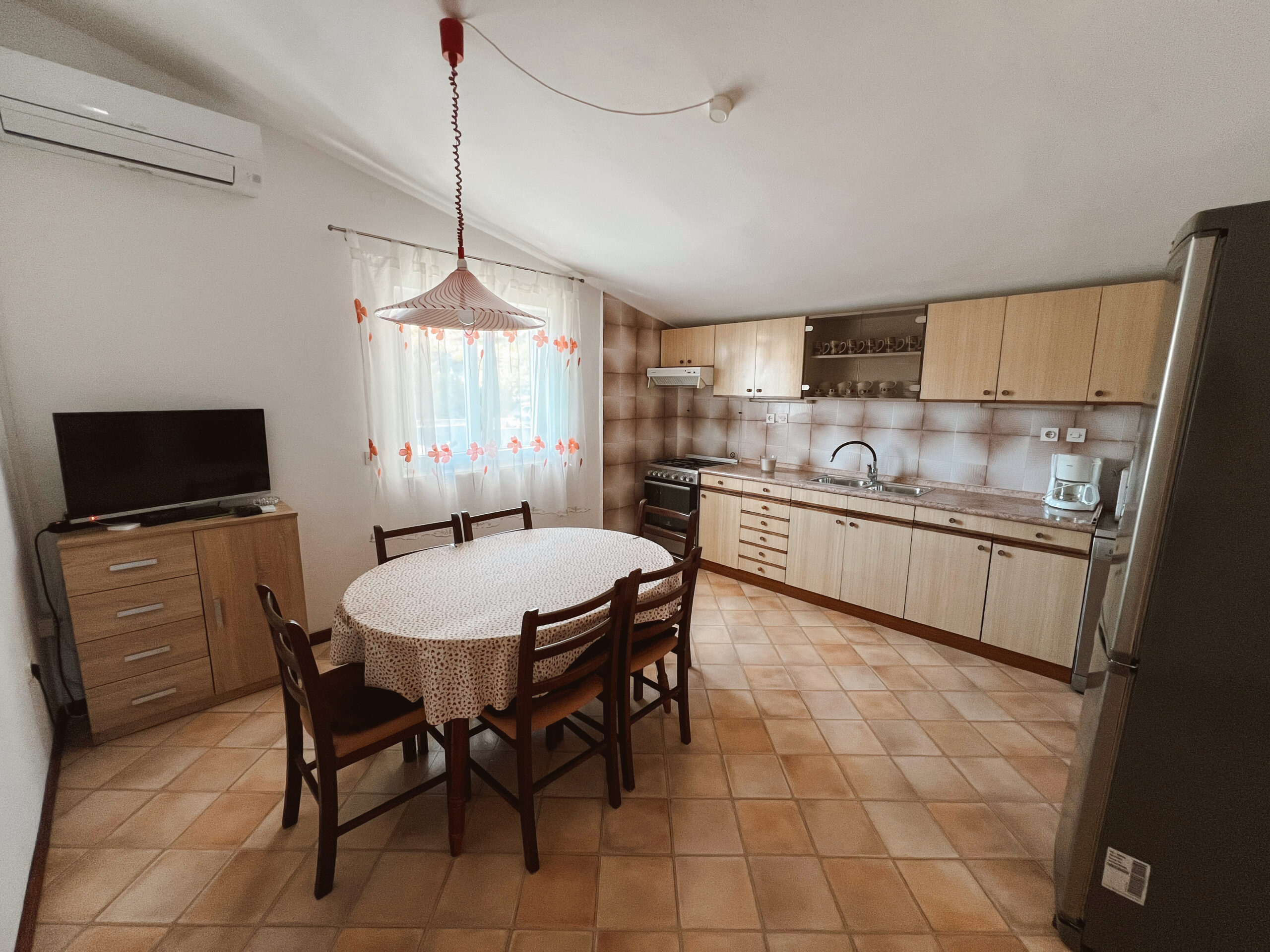 Three-Bedroom Apartment Three-Bedroom Apartment