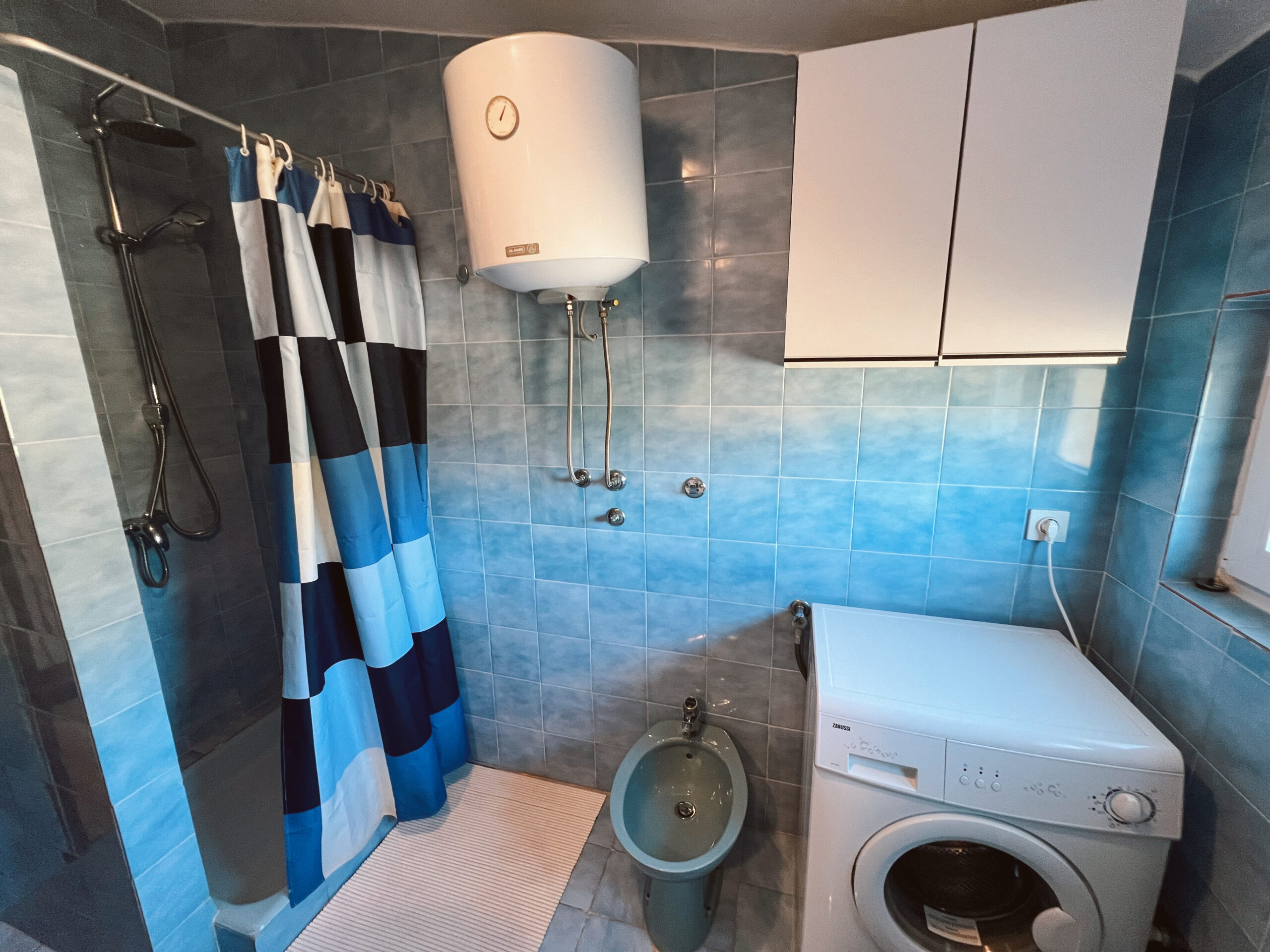 Three-Bedroom Apartment Three-Bedroom Apartment