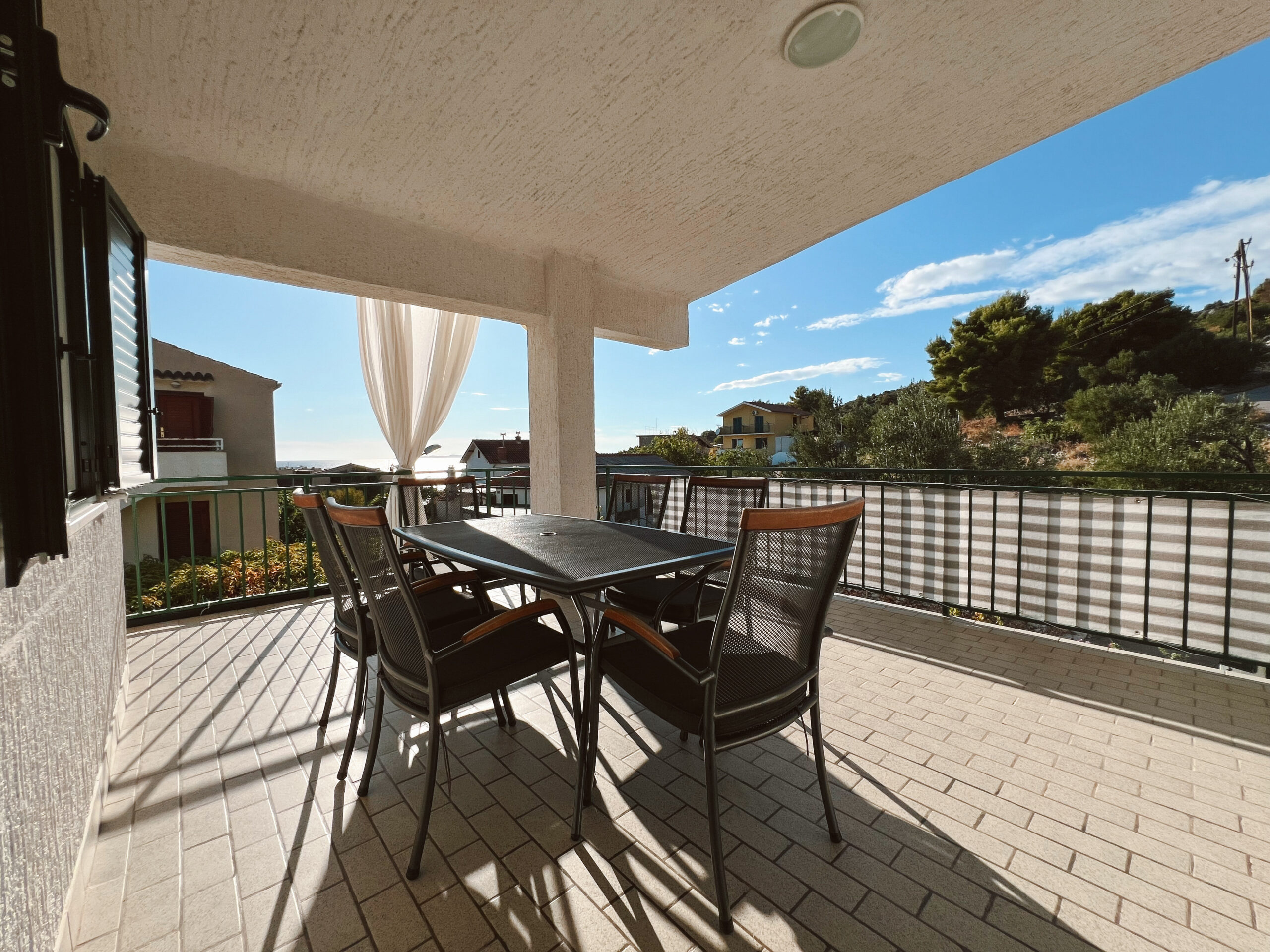 Three-Bedroom Apartment Three-Bedroom Apartment Croatia